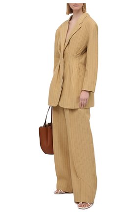 Женский льняной жакет JACQUEMUS бежевого цвета по цене 75050 руб., арт. 211JA08/112851 | Фото 2 Женский льняной жакет JACQUEMUS бежевого цвета, арт. 211JA08/112851 | Фото 2