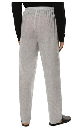 Мужская хлопковая пижама ZIMMERLI светло-серого цвета, арт. 4763-75001 | Фото 6 (Рукава: Длинные; Длина (брюки, джинсы): Стандартные; Кросс-КТ: домашняя одежда; Длина (для топов): Стандартные; Материал внешний: Хлопок)