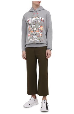 Мужской хлопковое худи BURBERRY серого цвета по цене 53100 руб., арт. 8037542 | Фото 2 Мужской хлопковое худи BURBERRY серого цвета, арт. 8037542 | Фото 2