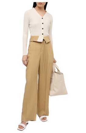Женские льняные брюки JACQUEMUS бежевого цвета по цене 49950 руб., арт. 211PA05/112851 | Фото 2 Женские льняные брюки JACQUEMUS бежевого цвета, арт. 211PA05/112851 | Фото 2