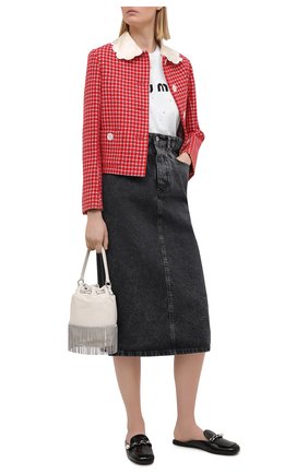 Женская хлопковая футболка MIU MIU белого цвета по цене 68000 руб., арт. MJN240-1XE1-F0009 | Фото 2 Женская хлопковая футболка MIU MIU белого цвета, арт. MJN240-1XE1-F0009 | Фото 2