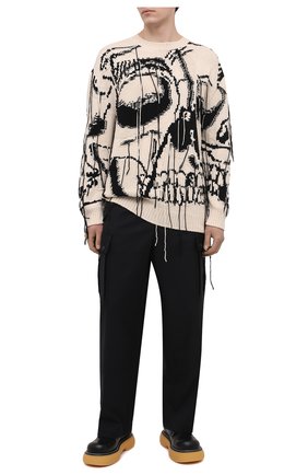 Мужские шерстяные брюки-карго LOEWE черного цвета по цене 72350 руб., арт. H526Y04W04 | Фото 2 Мужские шерстяные брюки-карго LOEWE черного цвета, арт. H526Y04W04 | Фото 2