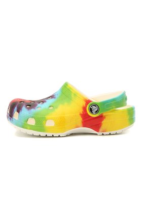 Детские сабо classic tie dye CROCS разноцветного цвета по цене 2600 руб., арт. 205451-90H | Фото 2 Детские сабо classic tie dye CROCS разноцветного цвета, арт. 205451-90H | Фото 2 (Материал внешний: Экокожа)