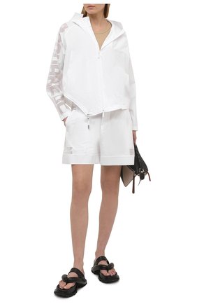 Женские хлопковые шорты DSQUARED2 белого цвета по цене 56650 руб., арт. S75MU0372/S53579 | Фото 2 Женские хлопковые шорты DSQUARED2 белого цвета, арт. S75MU0372/S53579 | Фото 2