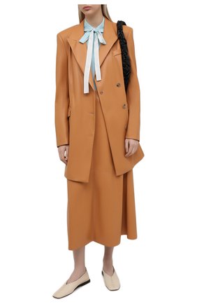 Женская шелковая блузка REDVALENTINO голубого цвета по цене 41450 руб., арт. VR0ABF50/48P | Фото 2 Женская шелковая блузка REDVALENTINO голубого цвета, арт. VR0ABF50/48P | Фото 2