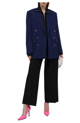 Женские кожаные туфли VETEMENTS розового цвета по цене 120500 руб., арт. WE51HE100P 2471 | Фото 2 Женские кожаные туфли VETEMENTS розового цвета, арт. WE51HE100P 2471 | Фото 2