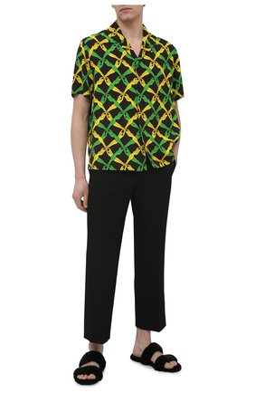 Мужские шлепанцы из меха норки bleach SAINT LAURENT черного цвета по цене 86800 руб., арт. 649014/E0E00 | Фото 2 Мужские шлепанцы из меха норки bleach SAINT LAURENT черного цвета, арт. 649014/E0E00 | Фото 2