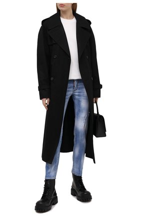 Женские джинсы DSQUARED2 голубого цвета по цене 51250 руб., арт. S75LB0504/S30342 | Фото 2 Женские джинсы DSQUARED2 голубого цвета, арт. S75LB0504/S30342 | Фото 2