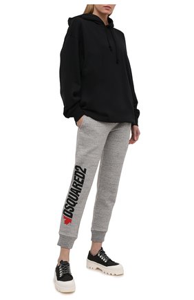 Женские хлопковые джоггеры DSQUARED2 серого цвета по цене 39950 руб., арт. S75KB0201/S25148 | Фото 2 Женские хлопковые джоггеры DSQUARED2 серого цвета, арт. S75KB0201/S25148 | Фото 2