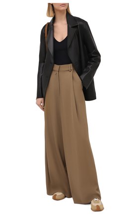 Женские брюки из шерсти и вискозы DRIES VAN NOTEN светло-коричневого цвета по цене 69950 руб., арт. 211-10945-2301 | Фото 2 Женские брюки из шерсти и вискозы DRIES VAN NOTEN светло-коричневого цвета, арт. 211-10945-2301 | Фото 2