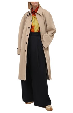 Женская хлопковая рубашка DRIES VAN NOTEN разноцветного цвета по цене 54950 руб., арт. 211-10781-2065 | Фото 2 Женская хлопковая рубашка DRIES VAN NOTEN разноцветного цвета, арт. 211-10781-2065 | Фото 2 (Длина (для топов): Удлиненные; Материал внешний: Хлопок; Стили: Гламурный; Женское Кросс-КТ: Рубашка-одежда; Принт: С принтом; Рукава: Короткие; Региональные ограничения белый список (Axapta Mercury): RU)