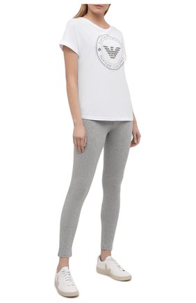 Женские хлопковые леггинсы EMPORIO ARMANI серого цвета по цене 6705 руб., арт. 164162/1P227 | Фото 2 Женские хлопковые леггинсы EMPORIO ARMANI серого цвета, арт. 164162/1P227 | Фото 2