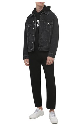 Мужской хлопковое худи DSQUARED2 черного цвета по цене 29950 руб., арт. S74GU0495/S23851 | Фото 2 Мужской хлопковое худи DSQUARED2 черного цвета, арт. S74GU0495/S23851 | Фото 2 (Длина (для топов): Стандартные; Материал внешний: Хлопок; Рукава: Длинные; Мужское Кросс-КТ: Худи-одежда; Принт: С принтом; Стили: Гранж)