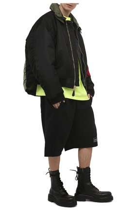 Мужская хлопковая футболка BALENCIAGA желтого цвета по цене 45200 руб., арт. 641675/TJVF7 | Фото 2 Мужская хлопковая футболка BALENCIAGA желтого цвета, арт. 641675/TJVF7 | Фото 2 (Длина (для топов): Удлиненные; Рукава: Короткие; Материал внешний: Хлопок; Принт: С принтом; Стили: Гранж)