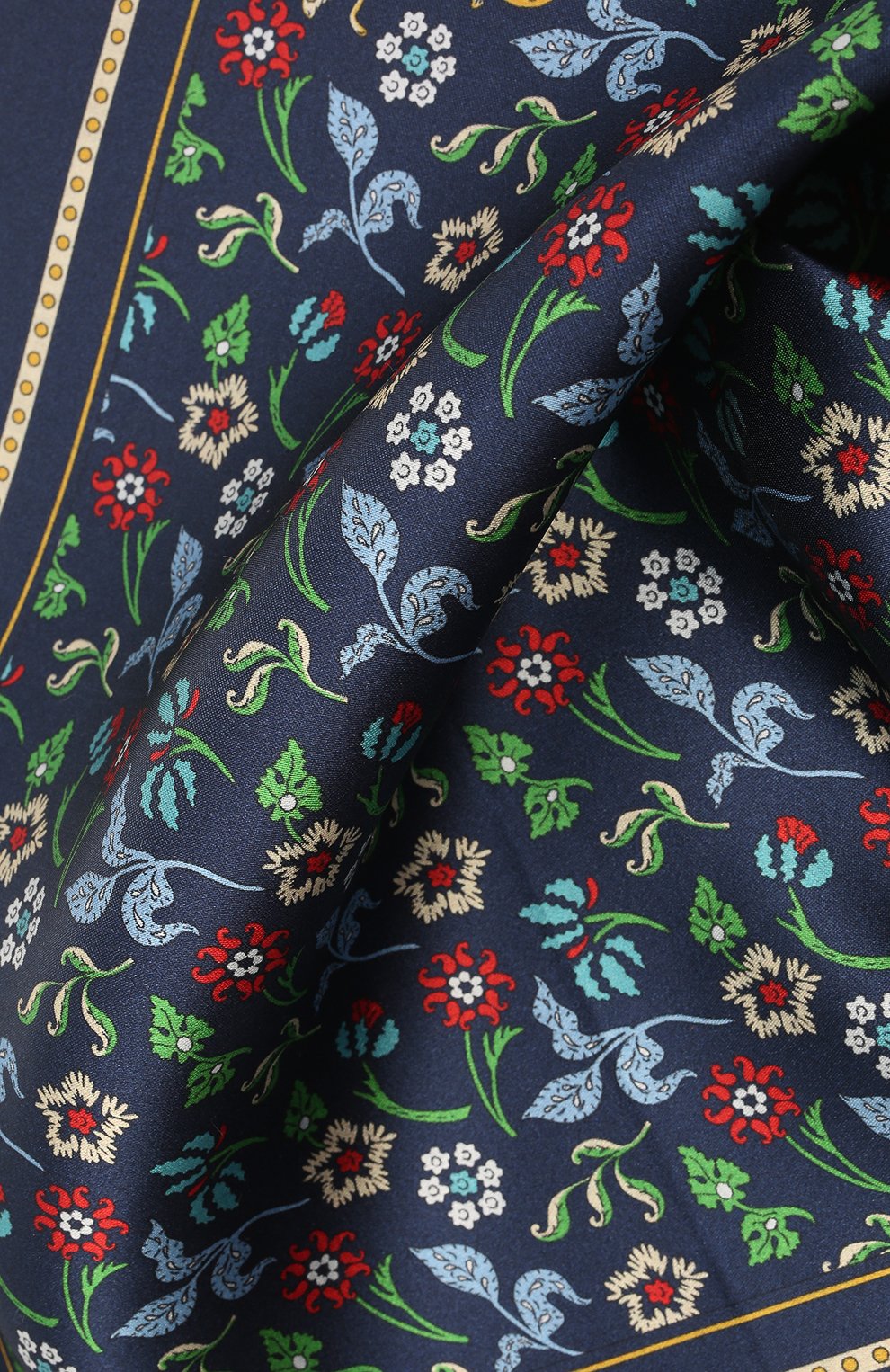 Мужской шелковый платок LANVIN темно-синего цвета по цене 6515 руб., арт. 2830/HANDKERCHIEF | Фото 2 Мужской шелковый платок LANVIN темно-синего цвета, арт. 2830/HANDKERCHIEF | Фото 2
