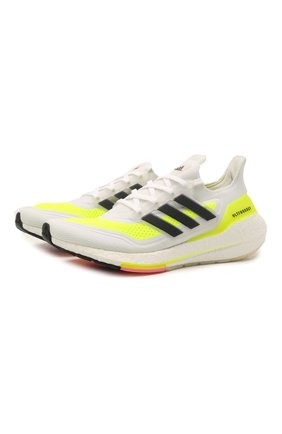 Мужские кроссовки ultraboost 21 ADIDAS белого цвета по цене 16650 руб., арт. FY0377 | Фото 1 Мужские кроссовки ultraboost 21 ADIDAS белого цвета, арт. FY0377 | Фото 1