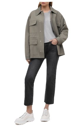 Женская хлопковая футболка DRIES VAN NOTEN серого цвета по цене 12550 руб., арт. 211-11150-2600 | Фото 2 Женская хлопковая футболка DRIES VAN NOTEN серого цвета, арт. 211-11150-2600 | Фото 2 (Материал внешний: Хлопок; Рукава: Короткие; Длина (для топов): Стандартные; Стили: Кэжуэл; Принт: Без принта; Женское Кросс-КТ: Футболка-одежда)