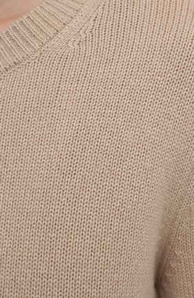 Женский кашемировый пуловер JOSEPH бежевого цвета, арт. JF005183 | Фото 5 (Материал внешний: Шерсть, Кашемир; Рукава: Длинные; Длина (для топов): Стандартные; Региональные ограничения белый список (Axapta Mercury): RU; Женское Кросс-КТ: Пуловер-одежда; Стили: Кэжуэл)