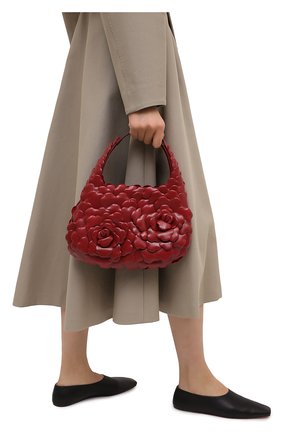 Женская сумка atelier rose VALENTINO красного цвета, арт. VW0B0I57/JBZ | Фото 2 (Материал: Натуральная кожа; Размер: medium; Сумки-технические: Сумки top-handle; Региональные ограничения белый список (Axapta Mercury): RU)