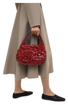 Женская сумка atelier rose VALENTINO красного цвета по цене 291000 руб., арт. VW0B0I57/JBZ | Фото 2 Женская сумка atelier rose VALENTINO красного цвета, арт. VW0B0I57/JBZ | Фото 2 (Сумки-технические: Сумки top-handle; Размер: medium; Материал: Натуральная кожа; Региональные ограничения белый список (Axapta Mercury): RU)