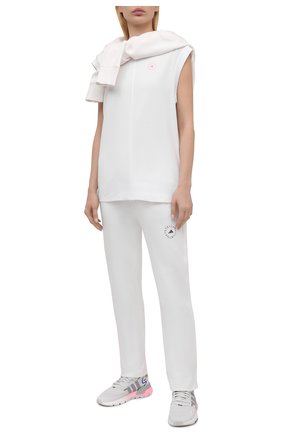 Женская хлопковая футболка ADIDAS BY STELLA MCCARTNEY белого цвета по цене 6480 руб., арт. GL4302 | Фото 2 Женская хлопковая футболка ADIDAS BY STELLA MCCARTNEY белого цвета, арт. GL4302 | Фото 2