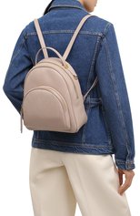 Женский рюкзак lea COCCINELLE бежевого цвета, арт. E1 H60 14 01 01 | Фото 2 (Размер: medium; Материал: Натуральная кожа; Стили: Кэжуэл)