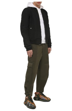 Мужские комбинированные кроссовки b-runner BALMAIN хаки цвета по цене 59350 руб., арт. VM1C261/TMCS | Фото 2 Мужские комбинированные кроссовки b-runner BALMAIN хаки цвета, арт. VM1C261/TMCS | Фото 2