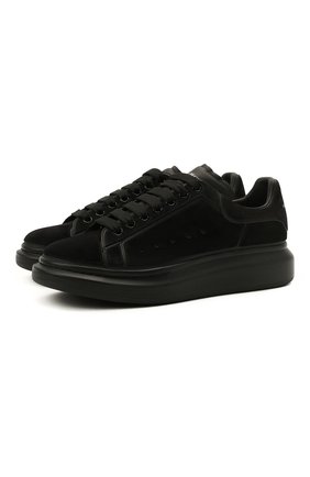 Мужские замшевые кеды ALEXANDER MCQUEEN черного цвета по цене 44100 руб., арт. 645868/WHFBR | Фото 1 Мужские замшевые кеды ALEXANDER MCQUEEN черного цвета, арт. 645868/WHFBR | Фото 1 (Материал внутренний: Натуральная кожа; Подошва: Массивная; Материал внешний: Замша)