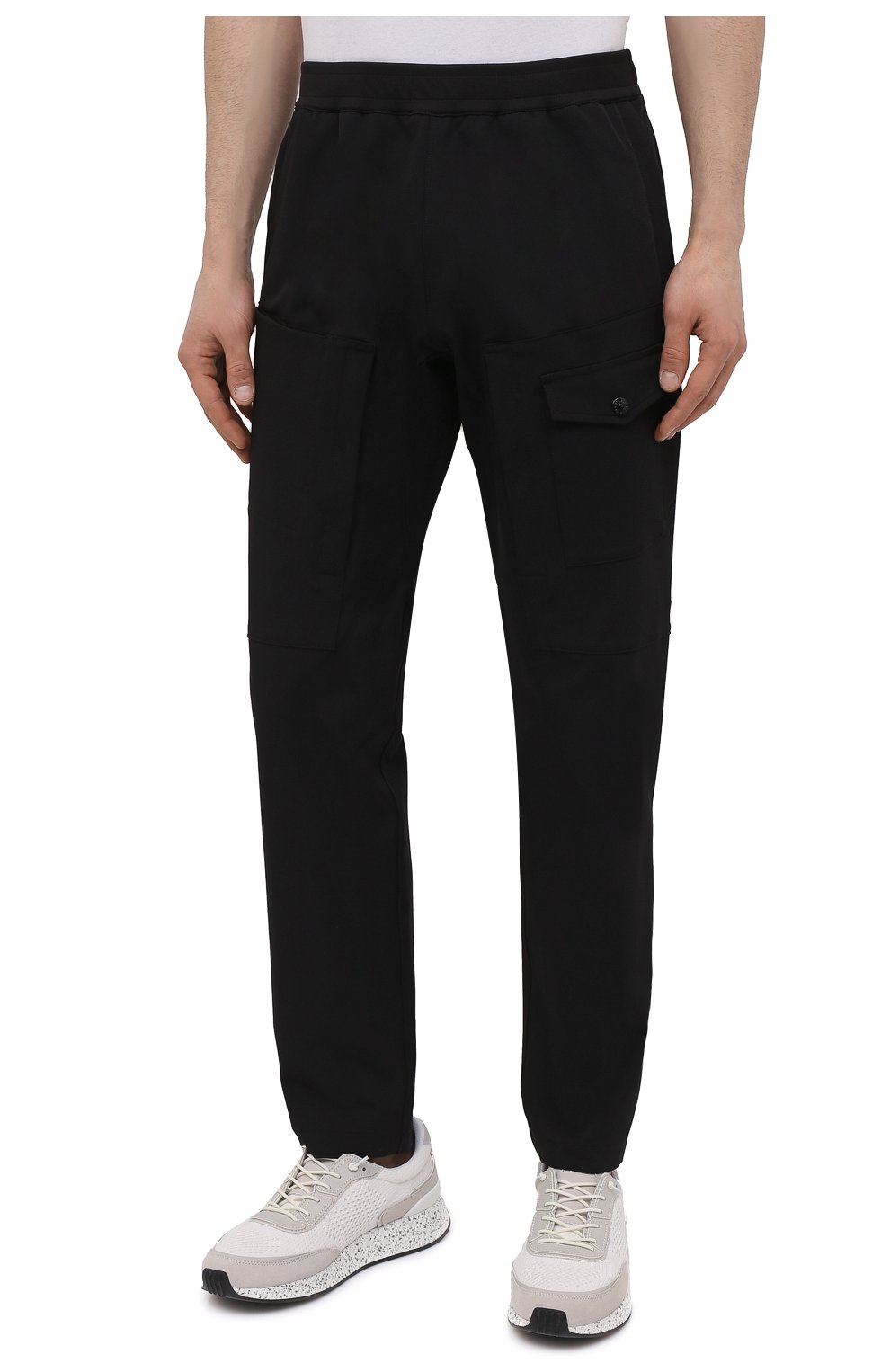 Мужские брюки STONE ISLAND черного цвета, арт. 7415312X4 | Фото 3 (Длина (брюк�и, джинсы): Стандартные; Случай: Повседневный; Материал внешний: Синтетический материал; Стили: Гранж)