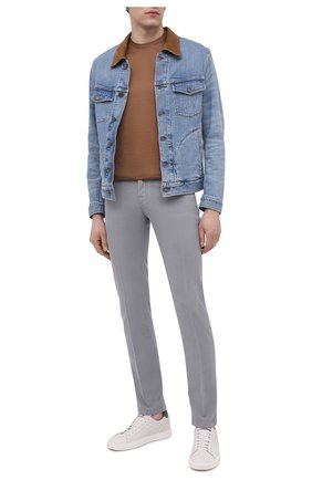 Мужские брюки KITON серого цвета по цене 104500 руб., арт. UPNJSJ07T45 | Фото 2 Мужские брюки KITON серого цвета, арт. UPNJSJ07T45 | Фото 2 (Материал внешний: Лиоцелл, Хлопок, Растительное волокно; Длина (брюки, джинсы): Стандартные; Случай: Повседневный; Стили: Кэжуэл; Региональные ограничения белый список (Axapta Mercury): RU)