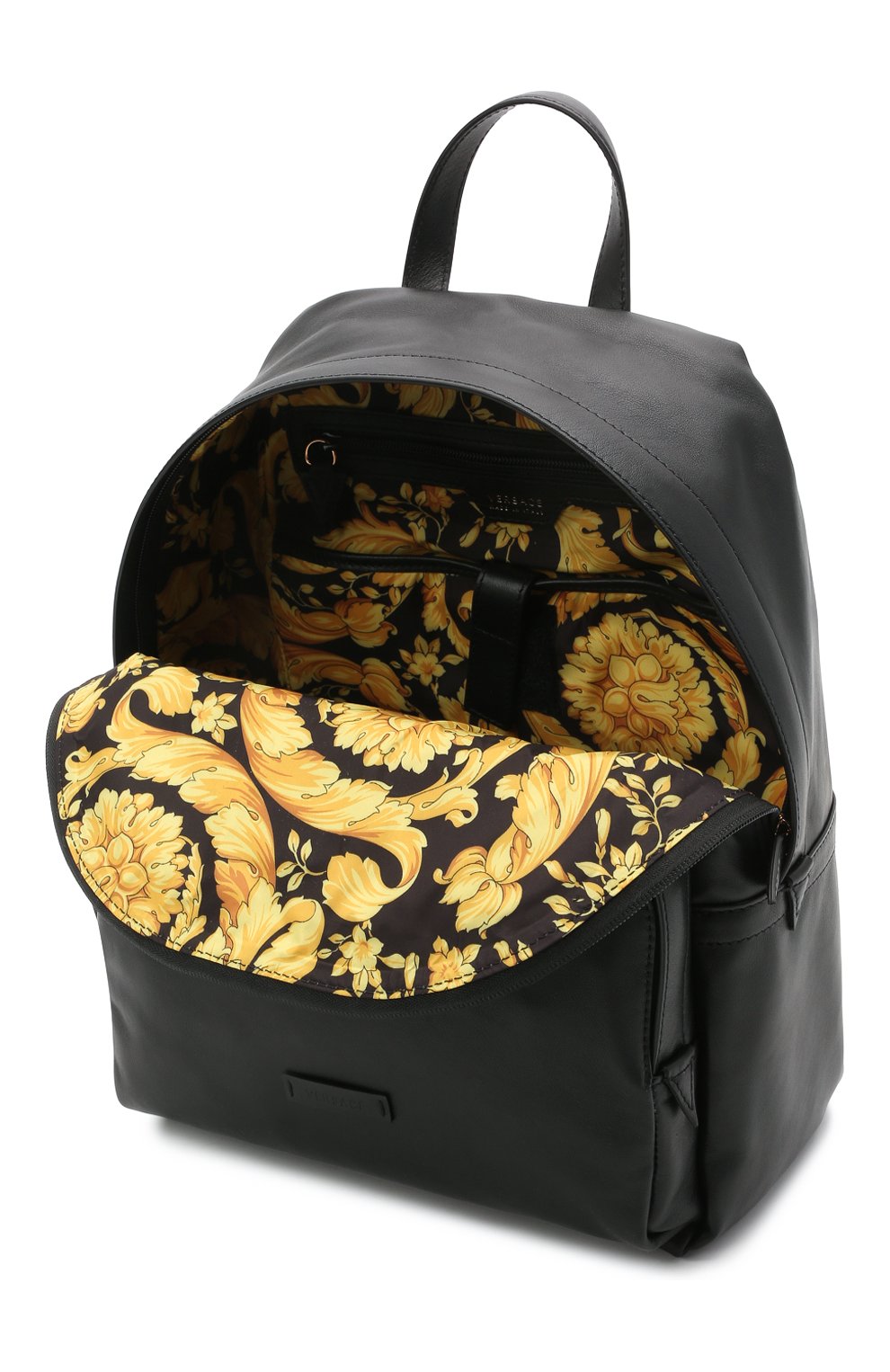 Женский рюкзак medusa VERSACE черного цвета, арт. DFZ8504/DVT8ME | Фото 4 (Размер: medium; Материал: Натуральная кожа; Стили: Кэжуэл)