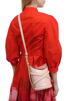 Женская сумка curve ALEXANDER MCQUEEN светло-бежевого цвета по цене 114500 руб., арт. 656467/1YB40 | Фото 2 Женская сумка curve ALEXANDER MCQUEEN светло-бежевого цвета, арт. 656467/1YB40 | Фото 2