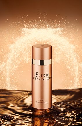 Совершенный флюид для лица essence of gold sturgeon (100ml) VALMONT бесцветного цвета по цене 48850 руб., арт. 903000 | Фото 2 Совершенный флюид для лица essence of gold sturgeon (100ml) VALMONT бесцветного цвета, арт. 903000 | Фото 2 (Тип продукта: Флюиды; Назначение: Для лица)