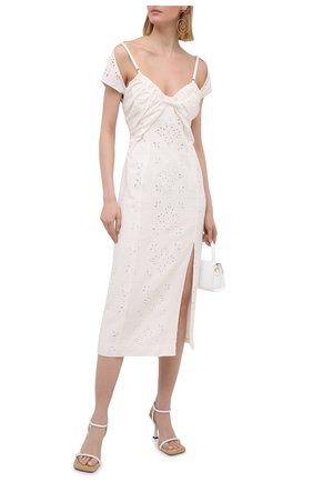 Женское платье из льна и вискозы JACQUEMUS белого цвета по цене 97450 руб., арт. 211DR15/113114 | Фото 2 Женское платье из льна и вискозы JACQUEMUS белого цвета, арт. 211DR15/113114 | Фото 2