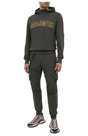 Мужской хлопковое худи PARAJUMPERS хаки цвета по цене 29950 руб., арт. RE02/ELECTRA | Фото 2 Мужской хлопковое худи PARAJUMPERS хаки цвета, арт. RE02/ELECTRA | Фото 2