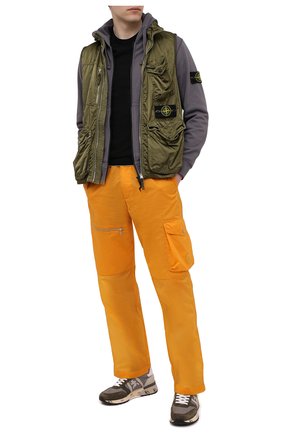 Мужской жилет STONE ISLAND хаки цвета по цене 52350 руб., арт. 7415G0430 | Фото 2 Мужской жилет STONE ISLAND хаки цвета, арт. 7415G0430 | Фото 2 (Длина (верхняя одежда): Короткие; Кросс-КТ: Куртка; Материал внешний: Синтетический материал; Стили: Гранж)