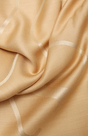 Женская шаль из шелка и шерсти VALENTINO бежевого цвета по цене 44200 руб., арт. VW0EB104/AJB | Фото 2 Женская шаль из шелка и шерсти VALENTINO бежевого цвета, арт. VW0EB104/AJB | Фото 2