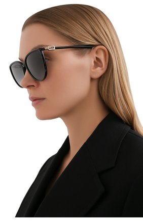 Женские солнцезащитные очки FENDI черного цвета по цене 19200 руб., арт. 0459 807 | Фото 2 Женские солнцезащитные очки FENDI черного цвета, арт. 0459 807 | Фото 2
