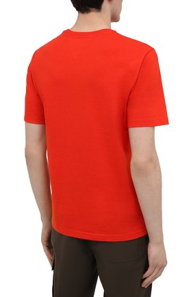 Мужская хлопковая футболка BOTTEGA VENETA красного цвета, арт. 649055/VF1U0 | Фото 4 (Принт: Без принта; Рукава: Короткие; Длина (для топов): Стандартные; Региональные ограничения белый список (Axapta Mercury): RU; Материал внешний: Хлопок; Стили: Минимализм)