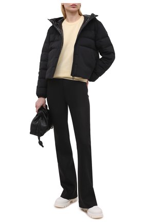 Женская пуховая куртка anwar MONCLER черного цвета по цене 107200 руб., арт. G1-093-1A54P-10-53132 | Фото 2 Женская пуховая куртка anwar MONCLER черного цвета, арт. G1-093-1A54P-10-53132 | Фото 2