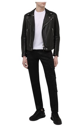 Мужские комбинированные кроссовки BALMAIN черного цвета по цене 49800 руб., арт. VM1C212/LMNR | Фото 2 Мужские комбинированные кроссовки BALMAIN черного цвета, арт. VM1C212/LMNR | Фото 2 (Материал внутренний: Текстиль, Натуральная кожа; Материал внешний: Текстиль; Стили: Гранж; Подошва: Массивная)