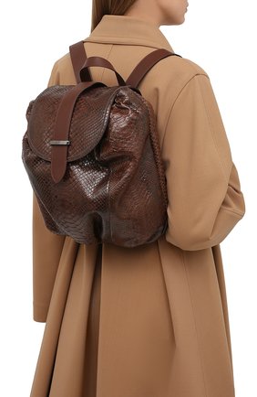 Женский рюкзак из кожи питона BRUNELLO CUCINELLI коричневого цвета, арт. MBCDD2199/PRET | Фото 2 (Размер: large; Стили: Кэжуэл; Материал: Экзотическая кожа)