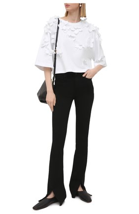 Женская хлопковая футболка REDVALENTINO белого цвета по цене 36800 руб., арт. VR0MG10S/5VD | Фото 2 Женская хлопковая футболка REDVALENTINO белого цвета, арт. VR0MG10S/5VD | Фото 2