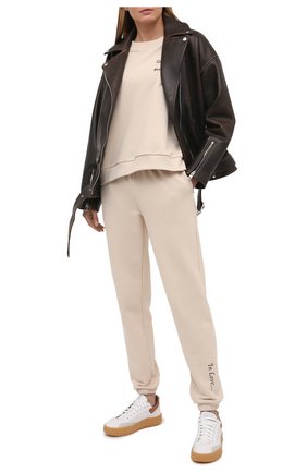 Женские кожаные кеды CHLOÉ белого цвета по цене 36800 руб., арт. CHC20W39142 | Фото 2 Женские кожаные кеды CHLOÉ белого цвета, арт. CHC20W39142 | Фото 2