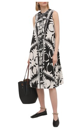 Женское платье REDVALENTINO черно-белого цвета по цене 89150 руб., арт. VR0VAZ90/5SA | Фото 2 Женское платье REDVALENTINO черно-белого цвета, арт. VR0VAZ90/5SA | Фото 2