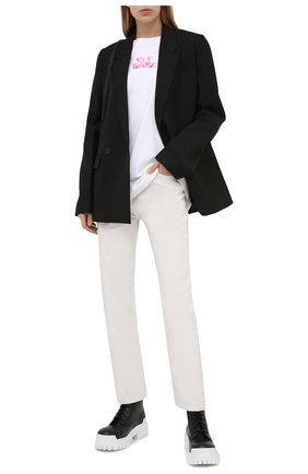Женская хлопковая футболка OFF-WHITE белого цвета по цене 28600 руб., арт. 0WAA091S21JER001 | Фото 2 Женская хлопковая футболка OFF-WHITE белого цвета, арт. 0WAA091S21JER001 | Фото 2