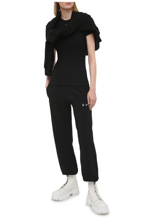 Женская хлопковая футболка OFF-WHITE черного цвета по цене 24350 руб., арт. 0WAA065S21JER001 | Фото 2 Женская хлопковая футболка OFF-WHITE черного цвета, арт. 0WAA065S21JER001 | Фото 2