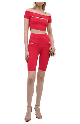 Женские шорты из вискозы BALMAIN малинового цвета по цене 59100 руб., арт. VF0PB015/K211 | Фото 2 Женские шорты из вискозы BALMAIN малинового цвета, арт. VF0PB015/K211 | Фото 2