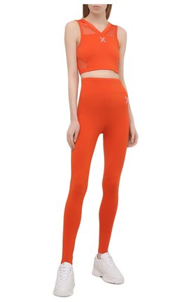 Женский топ kenzo sport KENZO оранжевого цвета по цене 18200 руб., арт. FB52T08564SC | Фото 2 Женский топ kenzo sport KENZO оранжевого цвета, арт. FB52T08564SC | Фото 2 (Стили: Спорт-шик; Рукава: Без рукавов; Кросс-КТ: без рукавов; Длина (для топов): Укороченные; Материал внешний: Синтетический материал; Региональные ограничения белый список (Axapta Mercury): RU)
