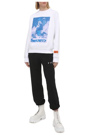 Женский хлопковый свитшот HERON PRESTON белого цвета по цене 38250 руб., арт. HWBA007R21JER0020140 | Фото 2 Женский хлопковый свитшот HERON PRESTON белого цвета, арт. HWBA007R21JER0020140 | Фото 2